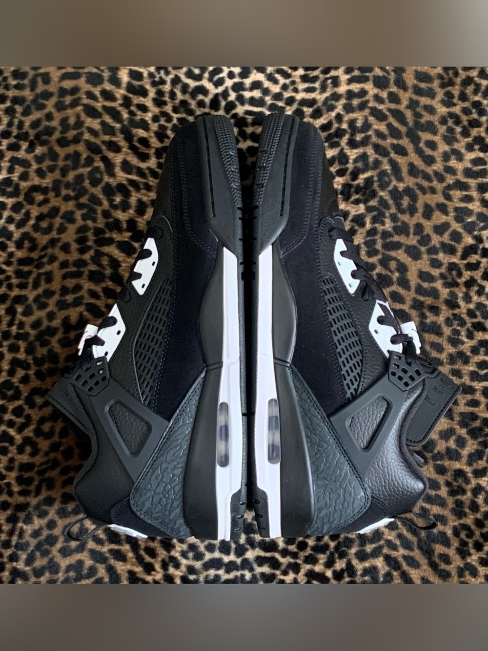 Nike - Picture 5 of 8